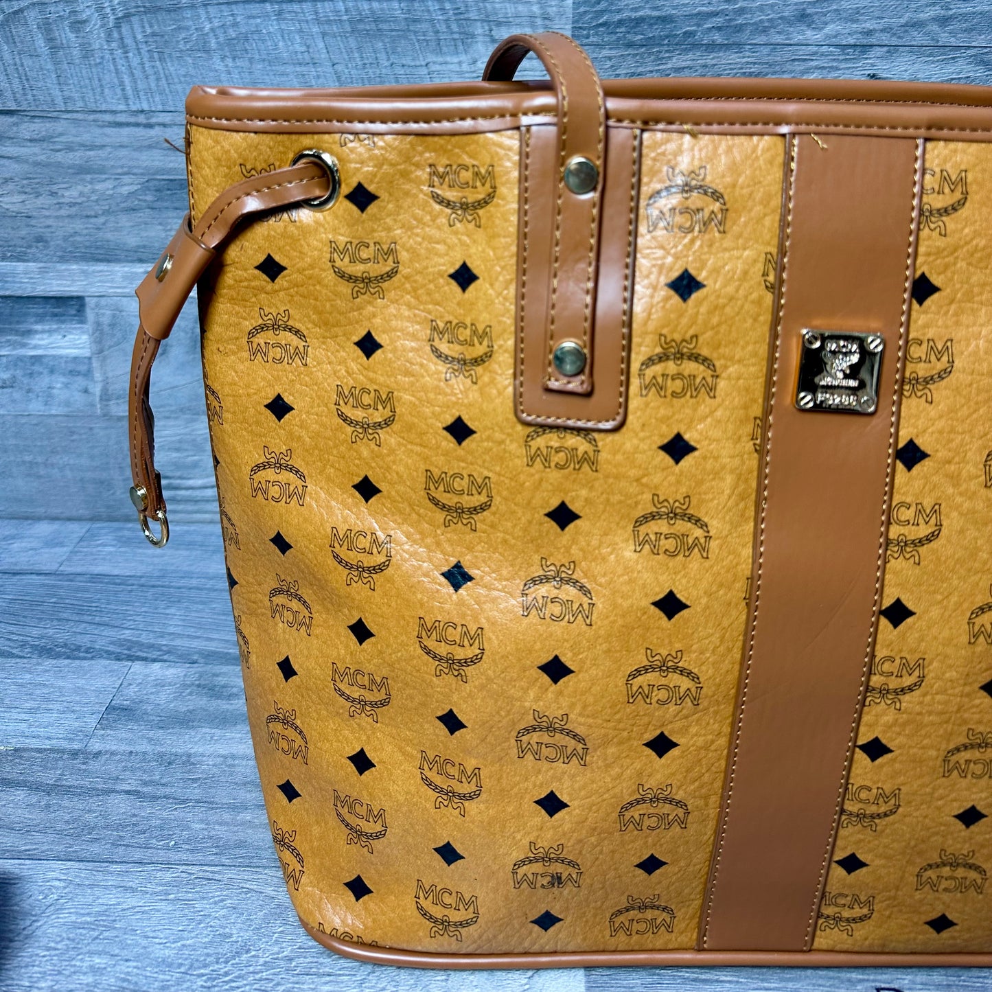 MCM Shopping Classic Size Bags
