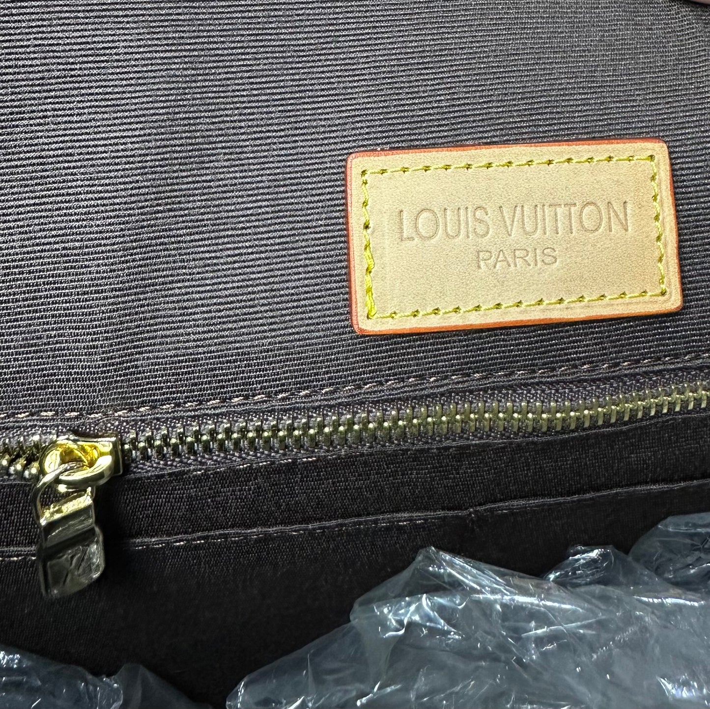 L-V Sac Plat Leather - bags