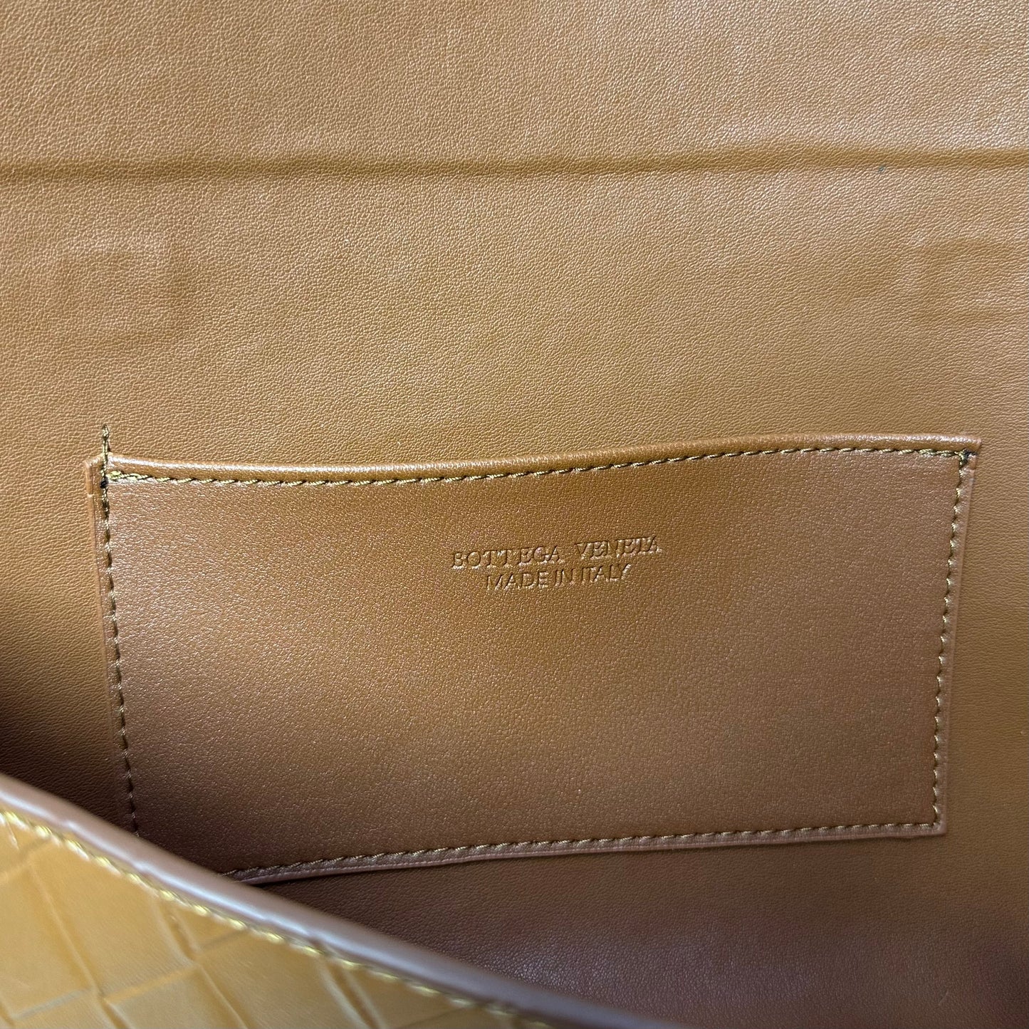 Bottega Veneta Andiamo Clutch Brown