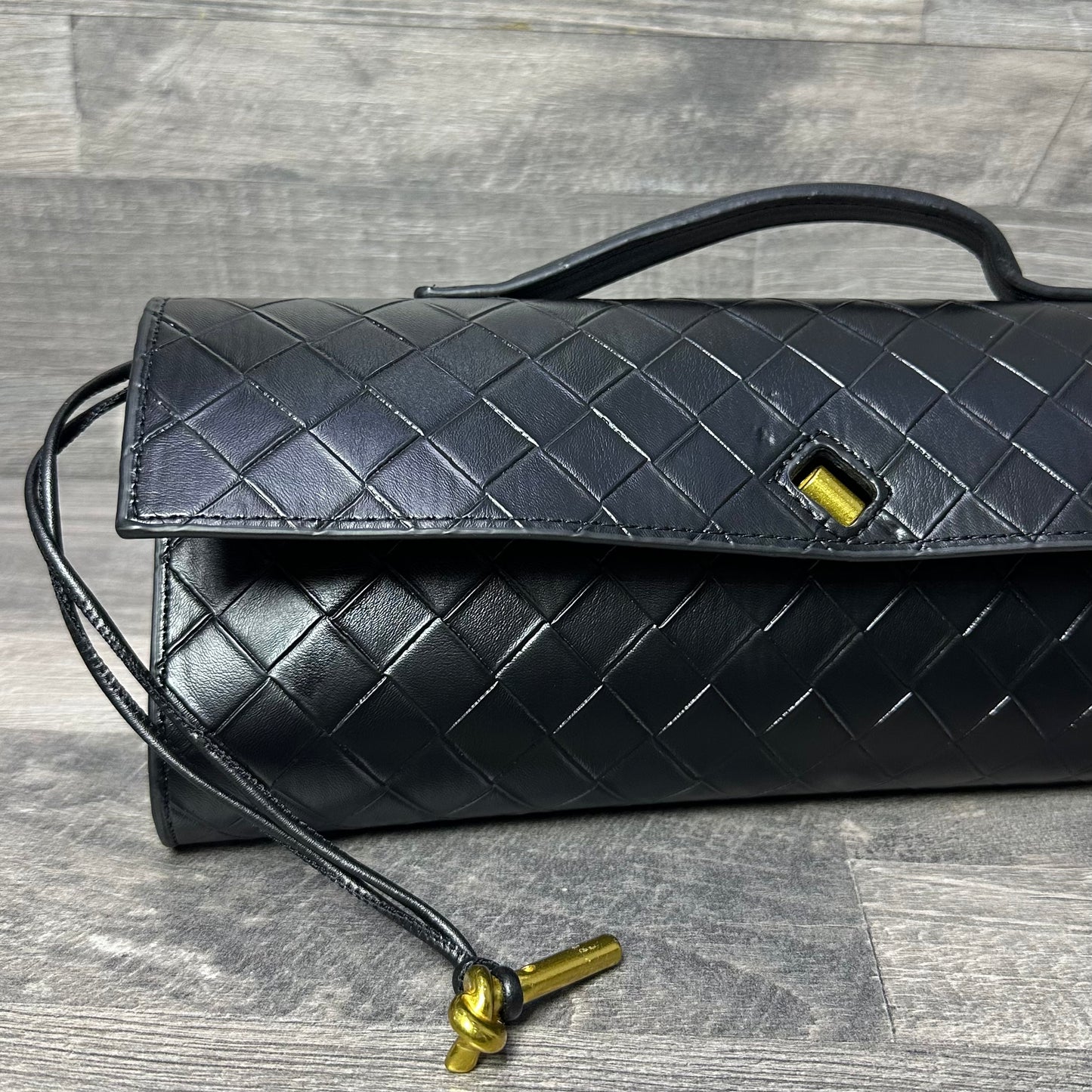 Bottega Veneta Andiamo Clutch Black