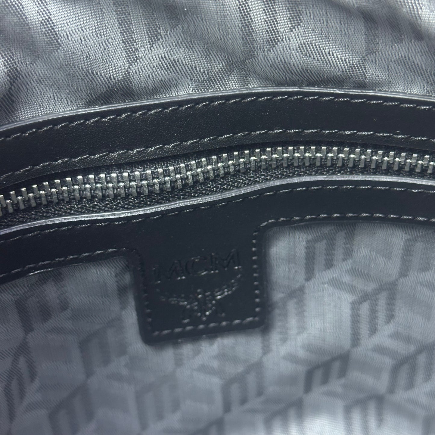 MCM Shopping Black Classic Size Bags