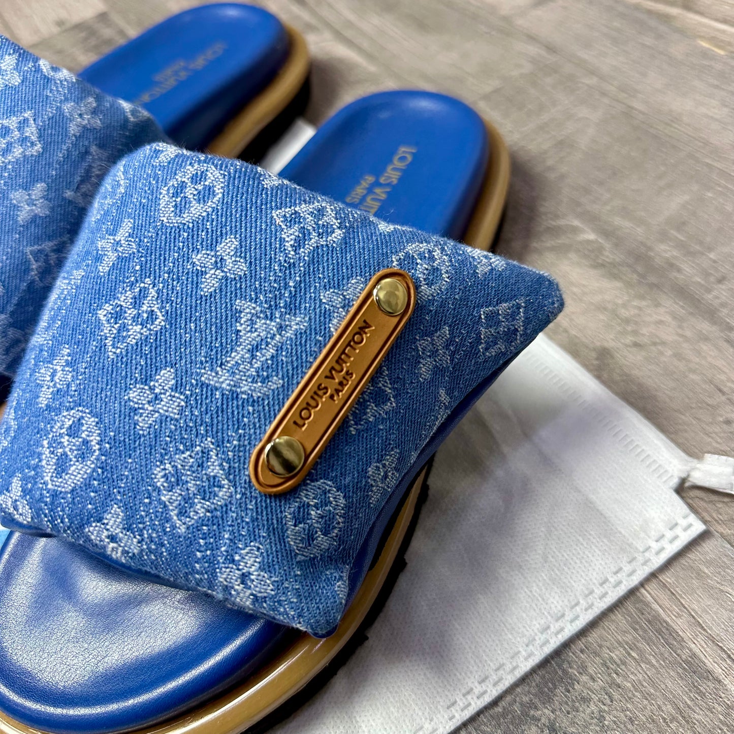 L-V Slide Summer Ss 2025