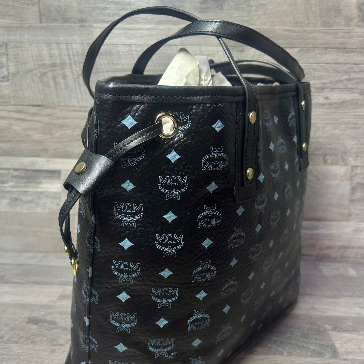 MCM Shopping Black Classic Size Bags